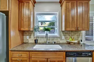 124 Oakwood Dr, Redwood City, CA 94061 - Photo 45