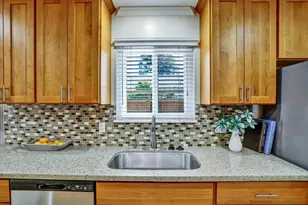 124 Oakwood Dr, Redwood City, CA 94061 - Photo 23