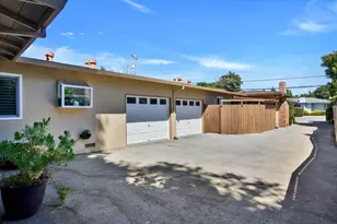 124 Oakwood Dr, Redwood City, CA 94061 - Photo 37