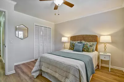 124 Oakwood Dr, Redwood City, CA 94061 - Photo 27