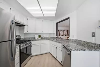 7126 Clarendon St, San Jose, CA 95129 - Photo 13