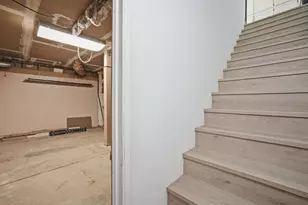 7126 Clarendon St, San Jose, CA 95129 - Photo 25