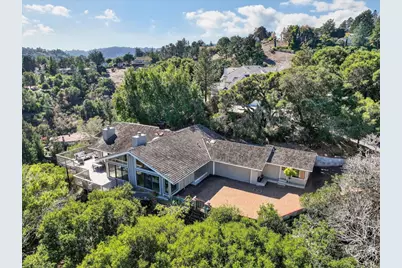 30 Bluebell Ln, Hillsborough, CA 94010 - Photo 53