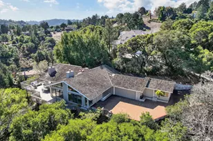 30 Bluebell Ln, Hillsborough, CA 94010 - Photo 53