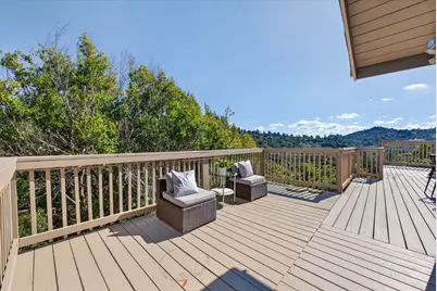 30 Bluebell Ln, Hillsborough, CA 94010 - Photo 51