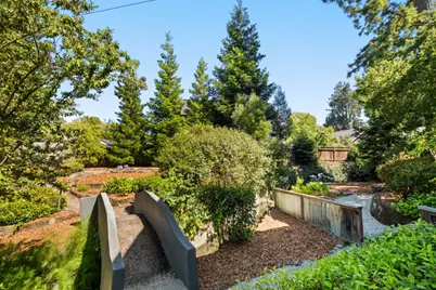 1272 Cabrillo Ave, Burlingame, CA 94010 - Photo 57