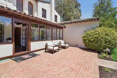 1560 University Ave, Palo Alto, CA 94301 - Photo 55