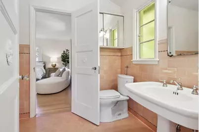 1560 University Ave, Palo Alto, CA 94301 - Photo 39