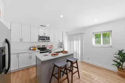 2123 Leon Dr, San Jose, CA 95128 - Photo 9