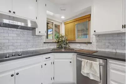 3693 Highland Ave, Redwood City, CA 94062 - Photo 13