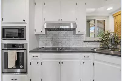 3693 Highland Ave, Redwood City, CA 94062 - Photo 15
