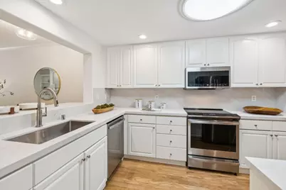 1 W Edith Ave D125, Los Altos, CA 94022 - Photo 9