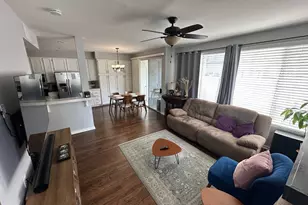 181 Chaumont Cir, Lake Forest, CA 92610 - Photo 3