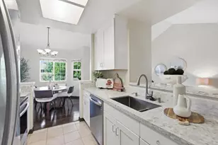 7595 Canyon Meadow Cir H, Pleasanton, CA 94588 - Photo 17