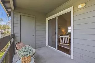 7595 Canyon Meadow Cir H, Pleasanton, CA 94588 - Photo 5