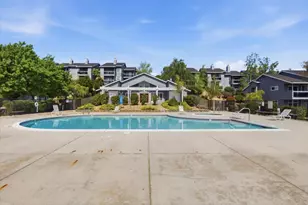 7595 Canyon Meadow Cir H, Pleasanton, CA 94588 - Photo 5