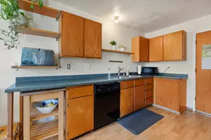 13 Altamont Dr, Watsonville, CA 95076 - Photo 5
