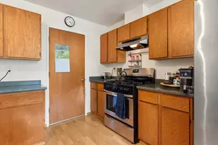 13 Altamont Dr, Watsonville, CA 95076 - Photo 7