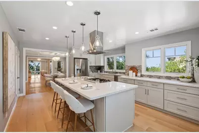 635 Capuchino Dr, Millbrae, CA 94030 - Photo 21