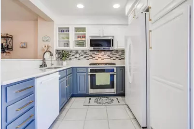 984 Goodacre Ln, San Jose, CA 95125 - Photo 17