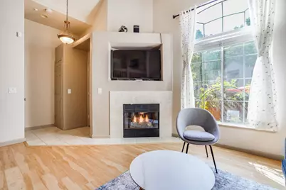 984 Goodacre Ln, San Jose, CA 95125 - Photo 7
