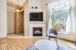 984 Goodacre Ln, San Jose, CA 95125 - Photo 7