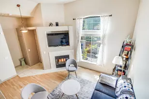 984 Goodacre Ln, San Jose, CA 95125 - Photo 13