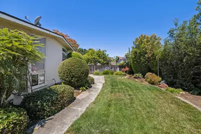 5573 Bigoak Dr, San Jose, CA 95129 - Photo 7