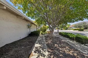 5573 Bigoak Dr, San Jose, CA 95129 - Photo 11