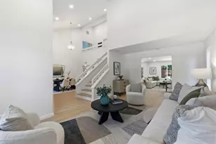 2325 Monaco Dr, San Jose, CA 95124 - Photo 7