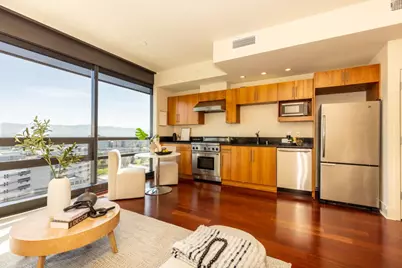 88 E San Fernando St 1706, San Jose, CA 95113 - Photo 5
