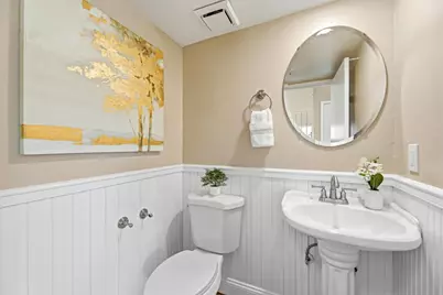 569 Gaundabert Ln, San Jose, CA 95136 - Photo 25