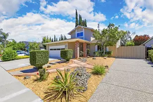 569 Gaundabert Ln, San Jose, CA 95136 - Photo 33