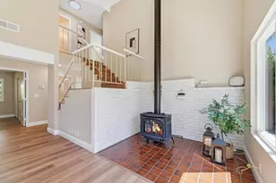 569 Gaundabert Ln, San Jose, CA 95136 - Photo 7
