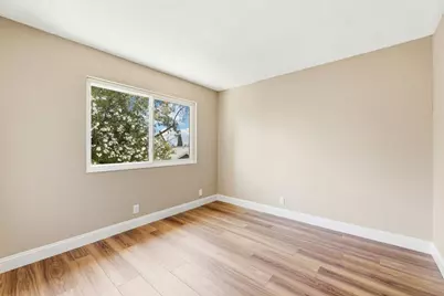 569 Gaundabert Ln, San Jose, CA 95136 - Photo 19