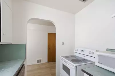 35 Castle Manor Ave, San Francisco, CA 94112 - Photo 25