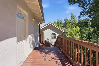 21546 Alma Ct, Los Gatos, CA 95033 - Photo 27