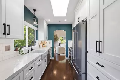 21546 Alma Ct, Los Gatos, CA 95033 - Photo 11