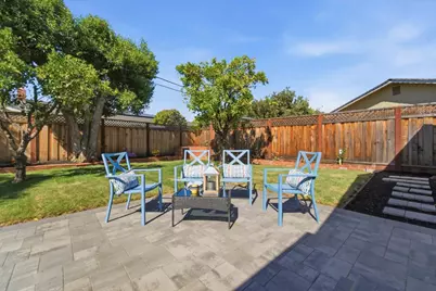 1075 Cloverbrook Dr, San Jose, CA 95120 - Photo 21