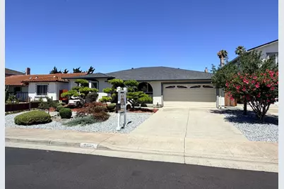 2063 Admiral Pl, San Jose, CA 95133 - Photo 1