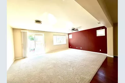 9946 Hatherton Way, Elk Grove, CA 95757 - Photo 5