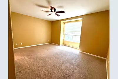 9946 Hatherton Way, Elk Grove, CA 95757 - Photo 7