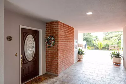 810 Lighthouse Ave 206, Pacific Grove, CA 93950 - Photo 3