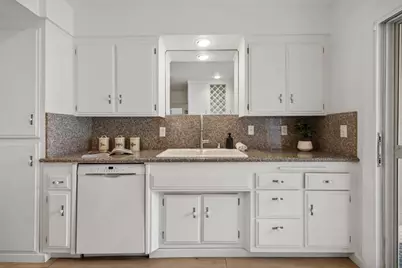 810 Lighthouse Ave 206, Pacific Grove, CA 93950 - Photo 15