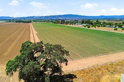 3065 Pacheco Pass Hwy, Gilroy, CA 95020 - Photo 79