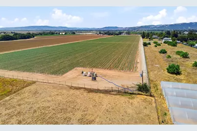 3065 Pacheco Pass Hwy, Gilroy, CA 95020 - Photo 77