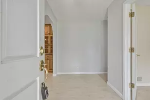 1120 Woodside Cir, Salinas, CA 93901 - Photo 7