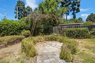 1120 Woodside Cir, Salinas, CA 93901 - Photo 39