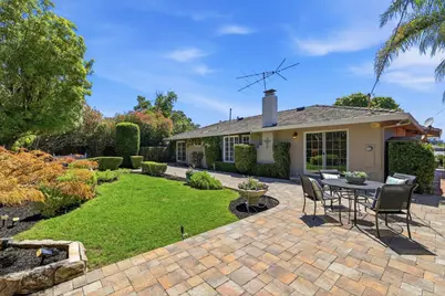 1048 Savannah Dr, San Jose, CA 95117 - Photo 37