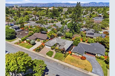 1048 Savannah Dr, San Jose, CA 95117 - Photo 49
